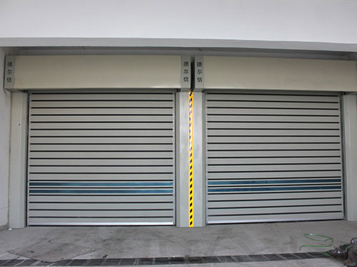 硬质快速卷帘门